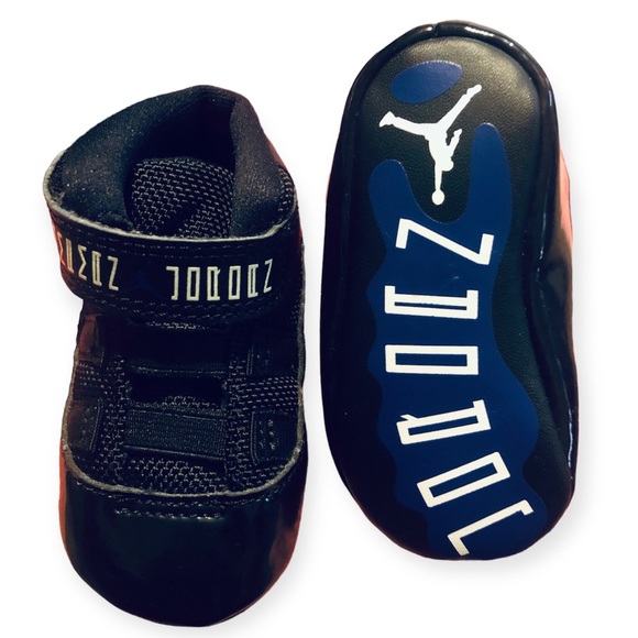 Nike Air Jordan 11 Crib/Bootie 'Space Jam' 378049-003 Baby Size 2C - Picture 4 of 5